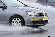 Beim Bremsweg trennt sich die Spreu vom Weizen. Markenwinterreifen schnitten in Tests mit kürzeren Bremswegen deutlich besser ab als billigere Alternativen. Foto: UnitedPictures/Auto-Reporter.NET